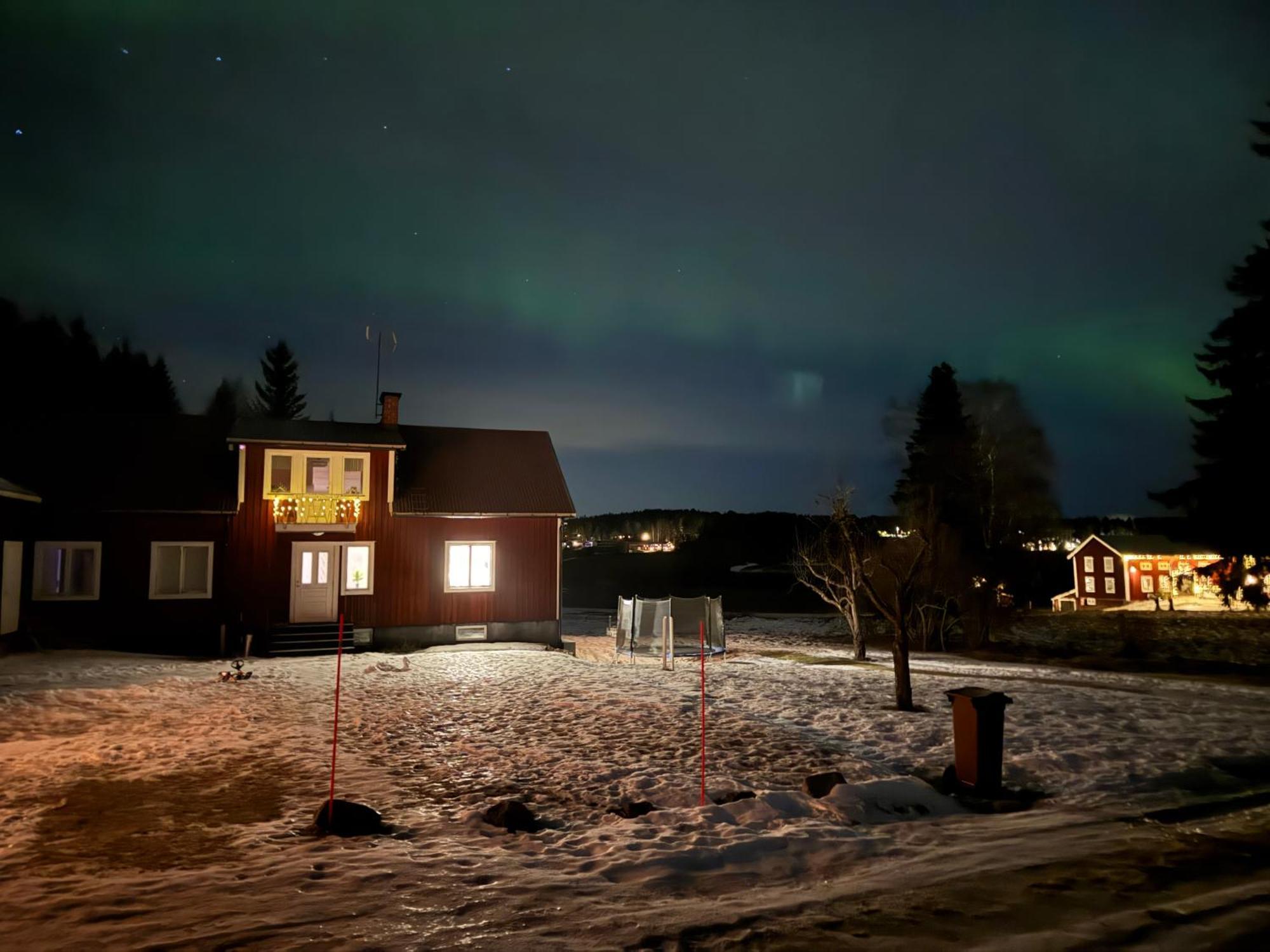 Ett Hus Med 3 Sovrum Med Supersnabba Internet Fiberanslutningen 1000Mb-100Mb I Hoeg, 7 Minuter Fran ฮูดิกสวัลล์ ภายนอก รูปภาพ