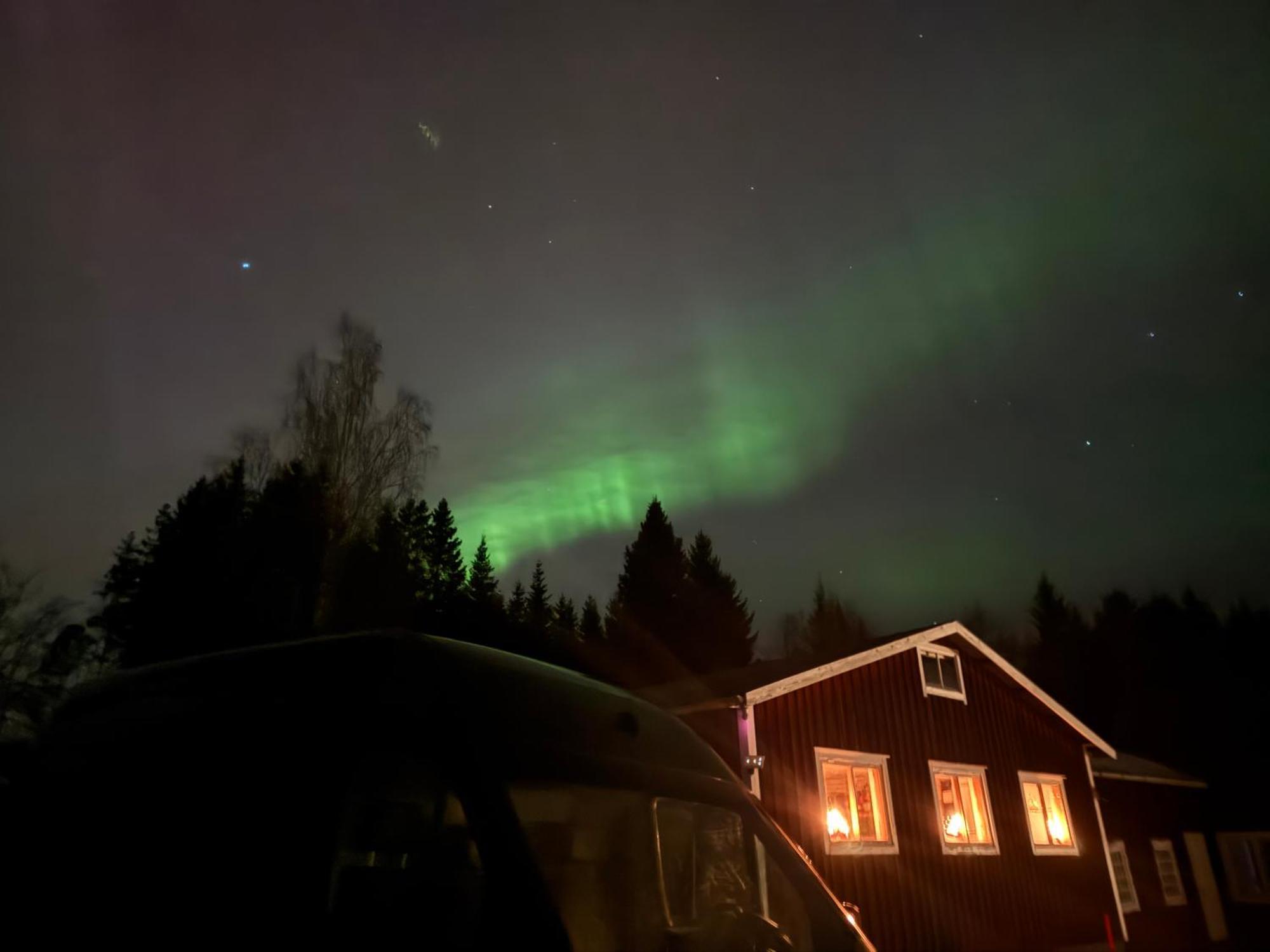 Ett Hus Med 3 Sovrum Med Supersnabba Internet Fiberanslutningen 1000Mb-100Mb I Hoeg, 7 Minuter Fran ฮูดิกสวัลล์ ภายนอก รูปภาพ