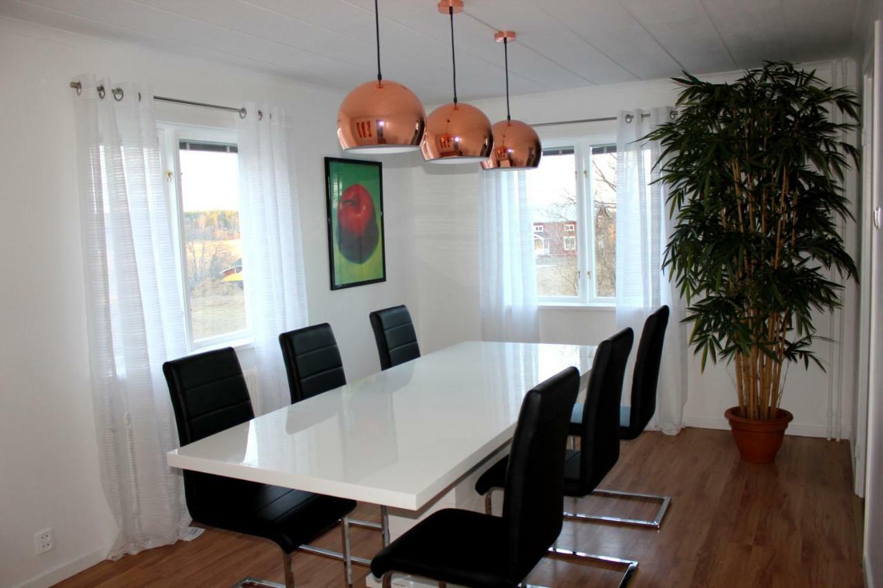 Ett Hus Med 3 Sovrum Med Supersnabba Internet Fiberanslutningen 1000Mb-100Mb I Hoeg, 7 Minuter Fran ฮูดิกสวัลล์ ภายนอก รูปภาพ