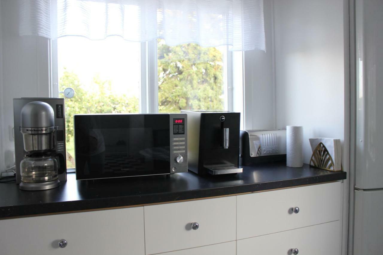 Ett Hus Med 3 Sovrum Med Supersnabba Internet Fiberanslutningen 1000Mb-100Mb I Hoeg, 7 Minuter Fran ฮูดิกสวัลล์ ภายนอก รูปภาพ