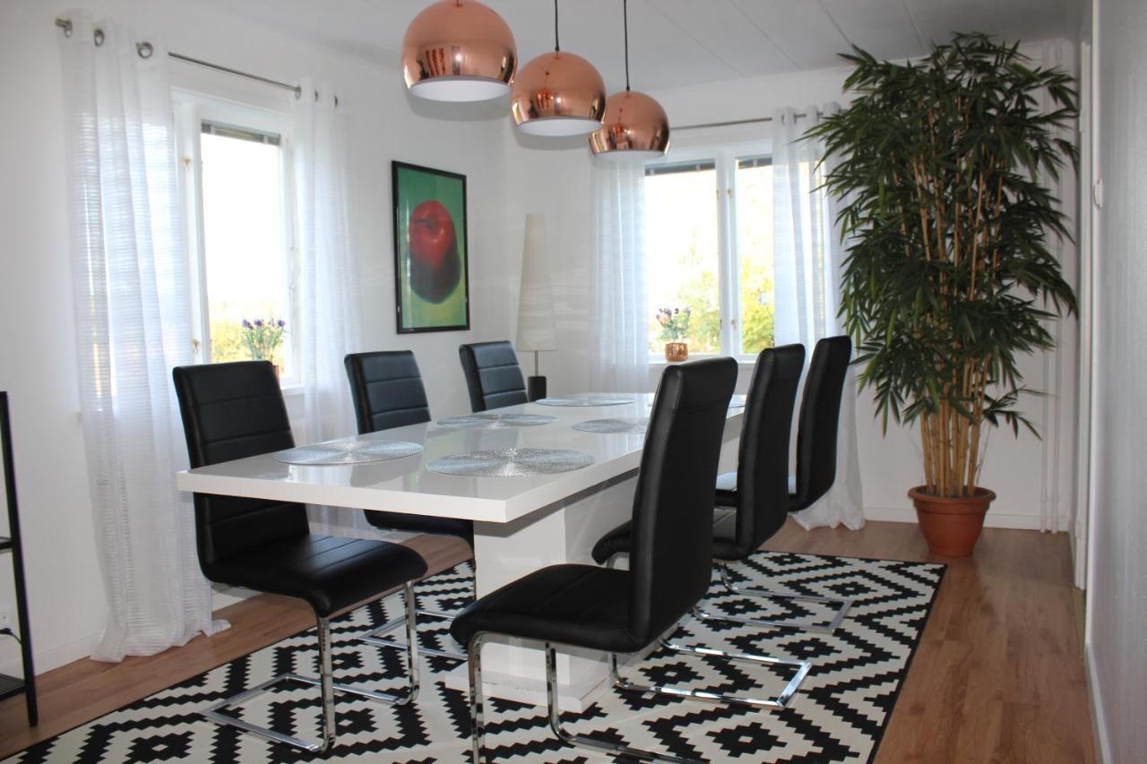 Ett Hus Med 3 Sovrum Med Supersnabba Internet Fiberanslutningen 1000Mb-100Mb I Hoeg, 7 Minuter Fran ฮูดิกสวัลล์ ภายนอก รูปภาพ